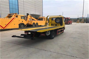 硚口非事故拖车